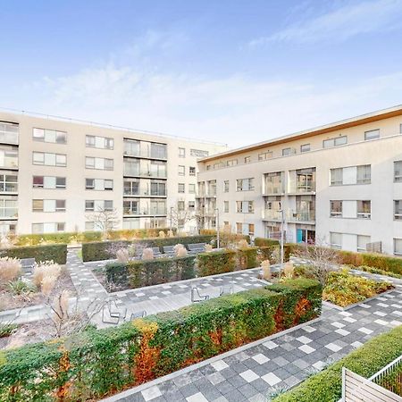 Lovely 1 Bed Apartment In Streatham London Kültér fotó